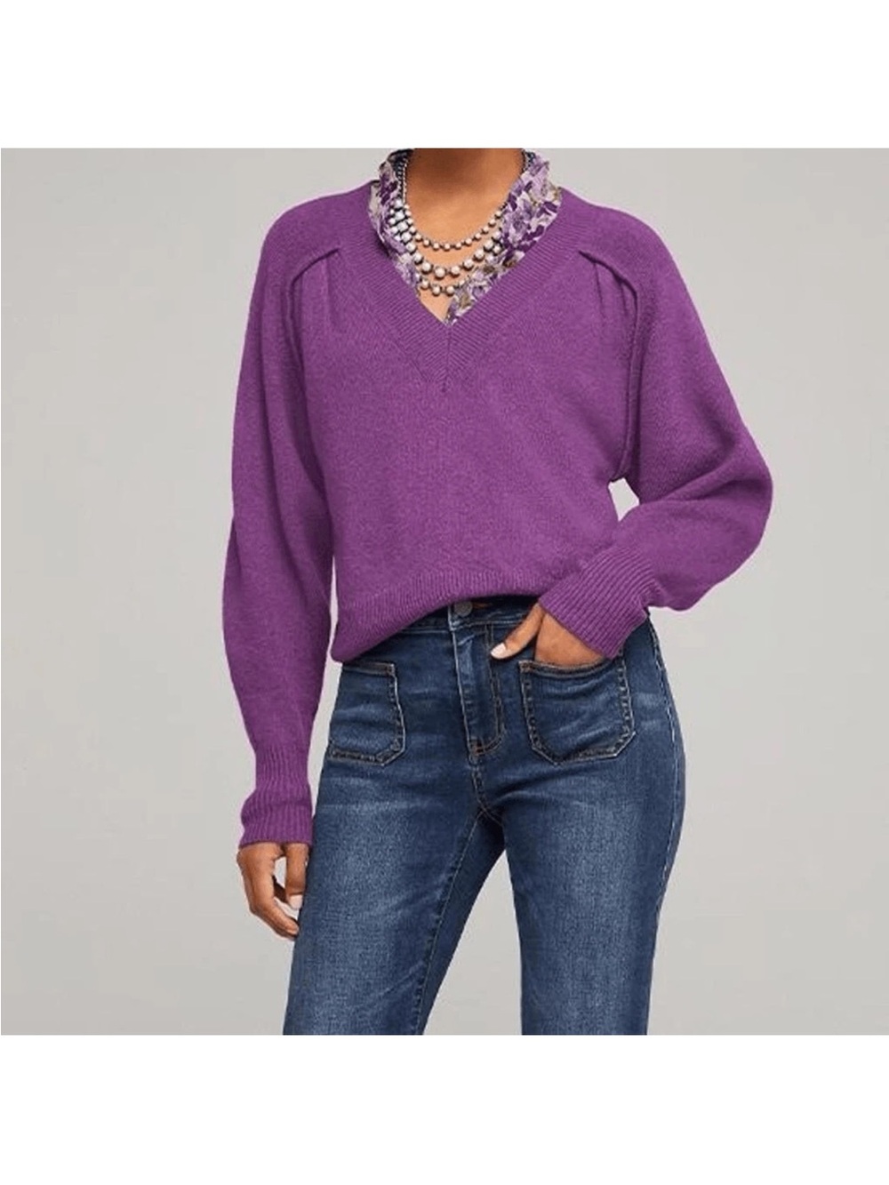 CAbi Violet V-Neck Luxury Pullover Sweater Size Medium
